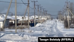 Село Шыгыс в Восточном Казахстане, где построили дома для переехавших в страну из-за границы этнических казахов. Февраль 2024 года