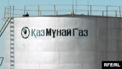 Нефтяные резервуары компании "КазМунайГаз". Иллюстративное фото.