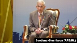 Джон Форбс Нэш, нобелевский лауреат 1994 года. Астана, 24 мая 2012 года. 